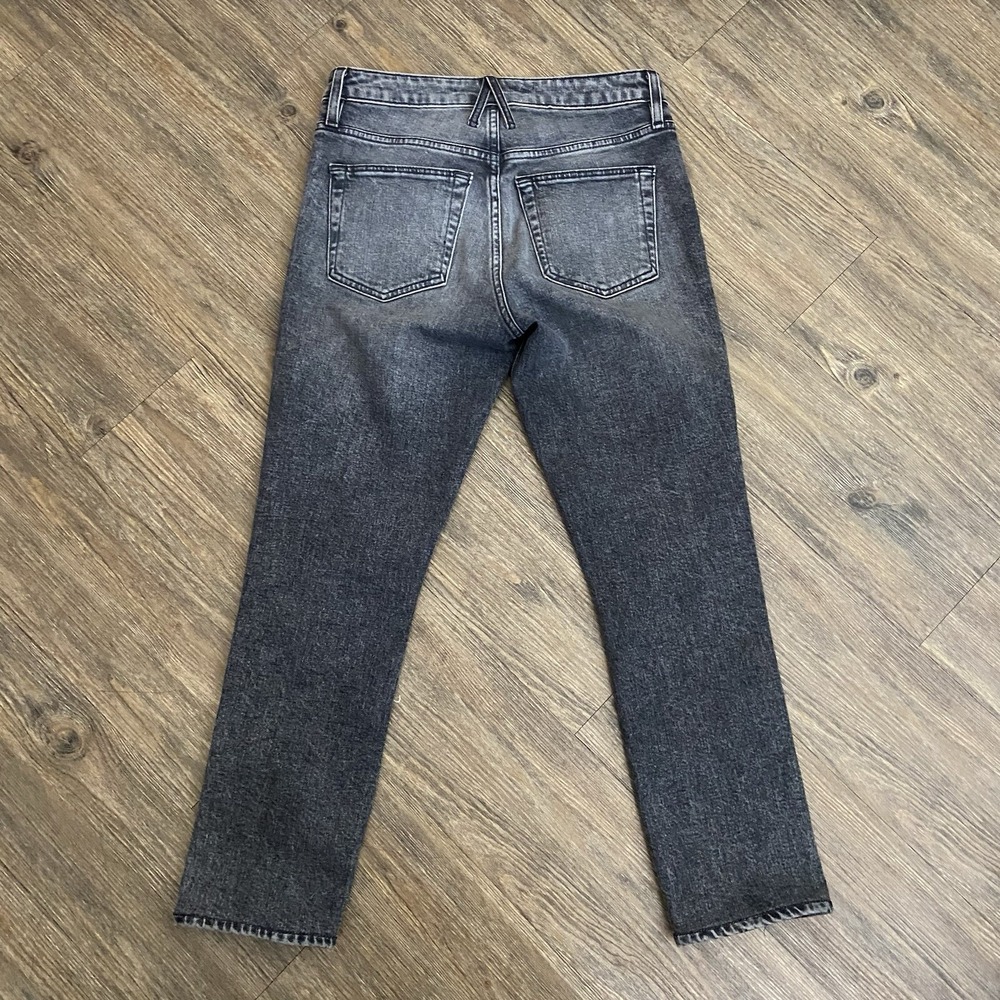 SLVRLAKE Lou Lou Slim Straight Jeans In River‎ Moon Grey Wash Size 26 - Picture 9 of 9